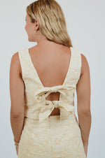 Cream Set with Double Bows in Back