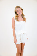White Scallop Set