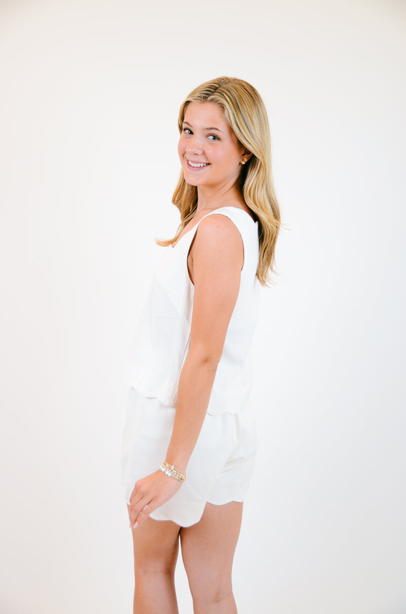 White Scallop Set